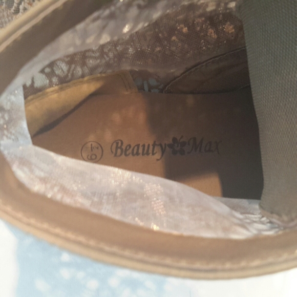 Beauty Max Lace Ankle Boots Size 6.5 - Picture 8 of 8